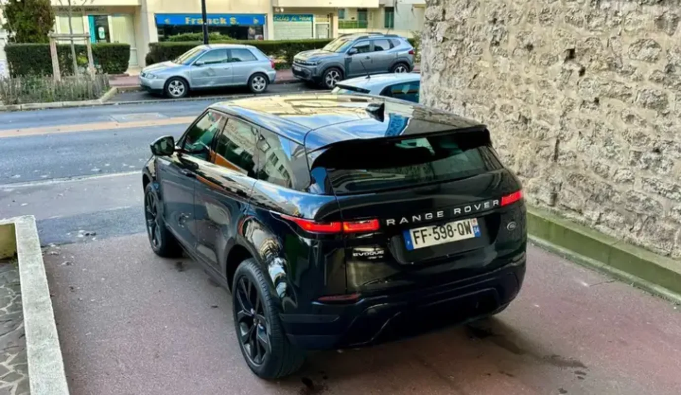 Land – Range Rover Evoque 180D 2.0L SE Dynamic