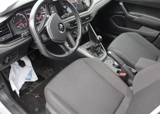 Volkswagen Polo CONFORTLINE TSI 95cv
